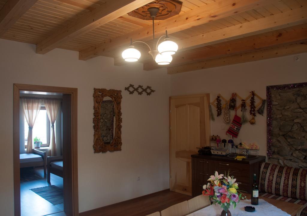 Aste Guesthouse Τροπόγια Δωμάτιο φωτογραφία