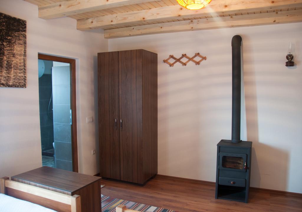 Aste Guesthouse Τροπόγια Δωμάτιο φωτογραφία
