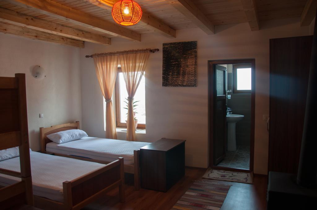 Aste Guesthouse Τροπόγια Δωμάτιο φωτογραφία
